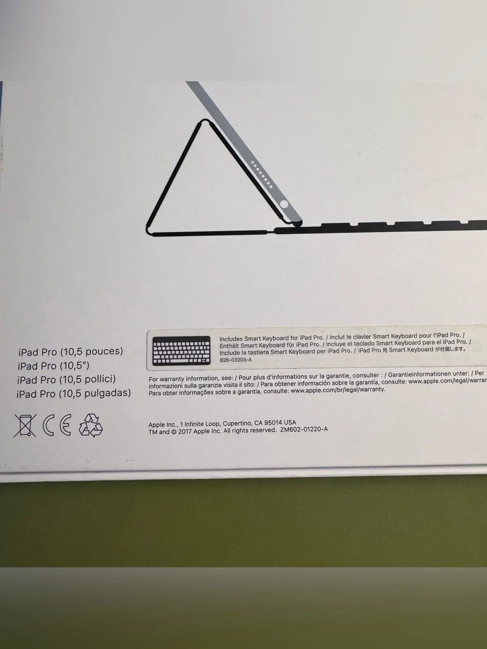 Apple smart keyboard